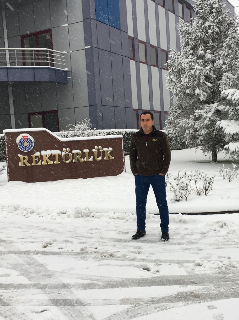 OKTAY AKKUŞ